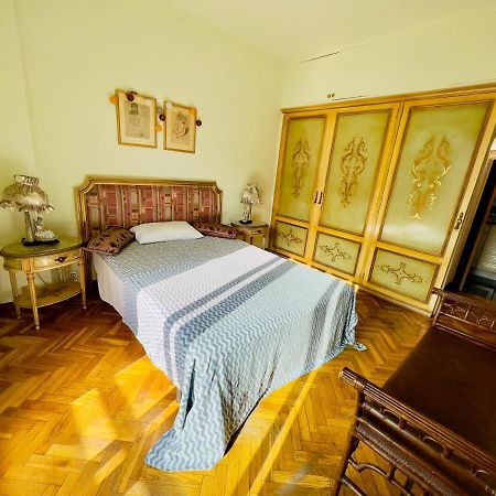 Your Second Home In Barcelona With Private Room And Private Bathroom Close To Montjuic, Pl Espana, La Rambla, Ferry Port Esterno foto