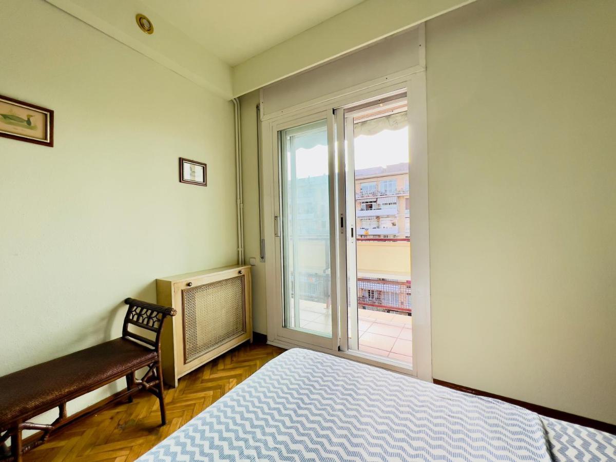 Your Second Home In Barcelona With Private Room And Private Bathroom Close To Montjuic, Pl Espana, La Rambla, Ferry Port Esterno foto