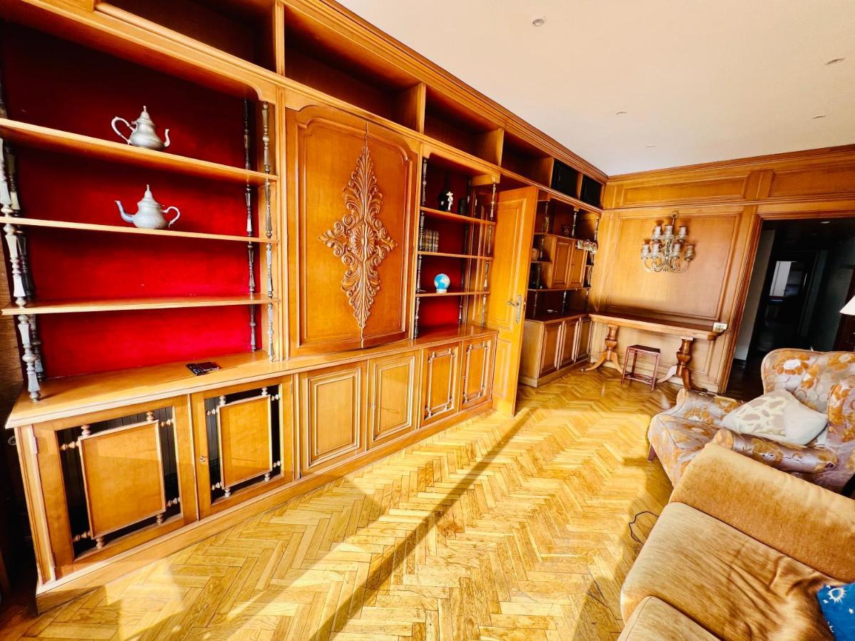 Your Second Home In Barcelona With Private Room And Private Bathroom Close To Montjuic, Pl Espana, La Rambla, Ferry Port Esterno foto