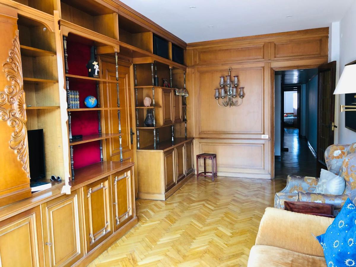 Your Second Home In Barcelona With Private Room And Private Bathroom Close To Montjuic, Pl Espana, La Rambla, Ferry Port Esterno foto